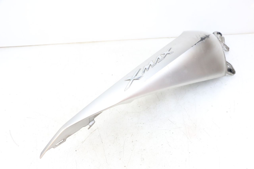 photo de FLANCO TRASERO DERECHO YAMAHA XMAX X-MAX ABS 125 (2017 - 2020) - Detalles de los puntos de fijación