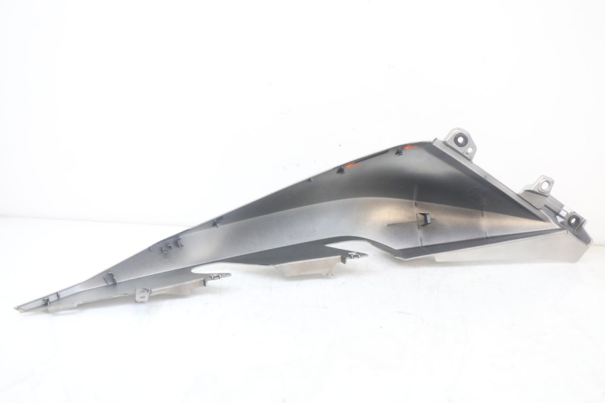photo de FLANCO TRASERO DERECHO YAMAHA XMAX X-MAX ABS 125 (2017 - 2020) - Recambio usado revisado