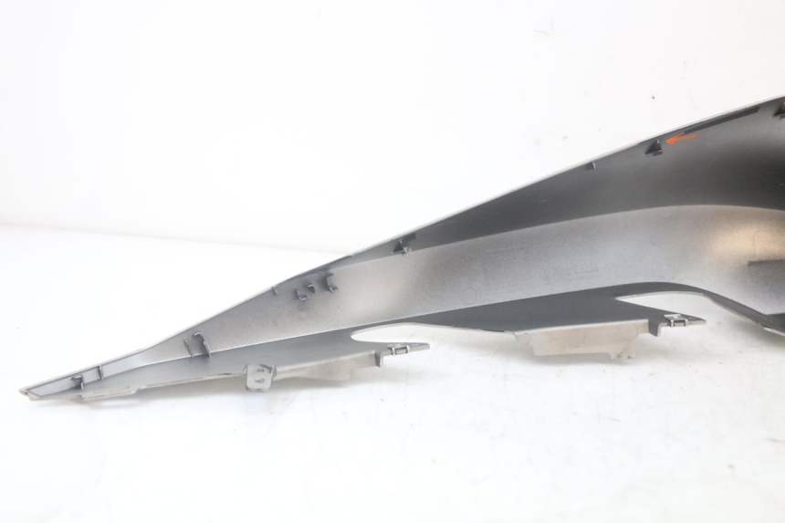 photo de FLANCO TRASERO DERECHO YAMAHA XMAX X-MAX ABS 125 (2017 - 2020) - Marcados y referencias originales