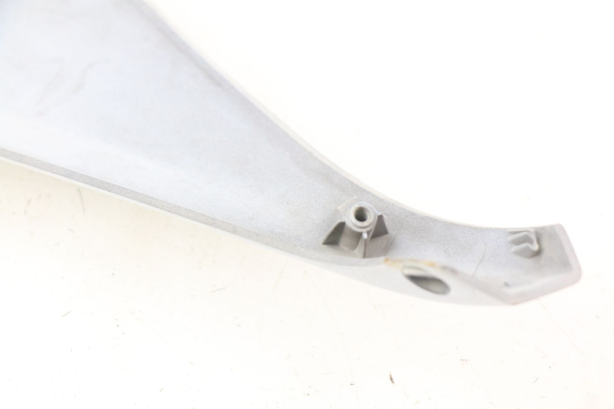 photo de FLANCO TRASERO DERECHO YAMAHA XMAX X-MAX 125 (2006 - 2009) - Zoom estado de uso