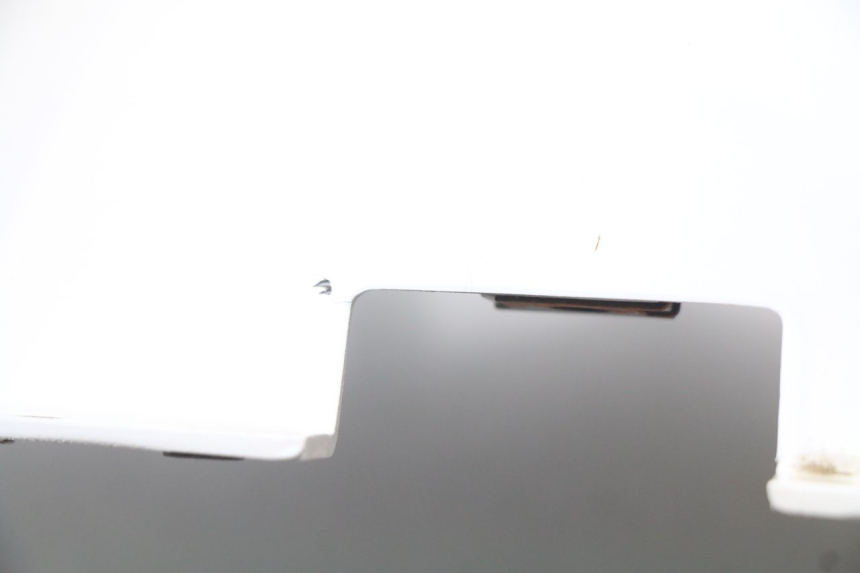 photo de FLANCO TRASERO DERECHO YAMAHA XMAX X-MAX 125 (2006 - 2009) - Detalles de los puntos de fijación