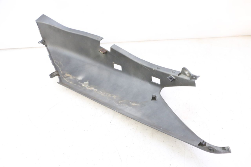 photo de FLANCO TRASERO DERECHO YAMAHA X-MAX XMAX 250 (2006 - 2009) - Zoom estado de uso