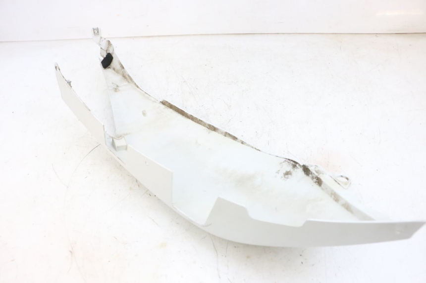 photo de CARENADO TRASERO DERECHA YAMAHA X-MAX XMAX 125 (2010 - 2013) - Zoom estado de uso