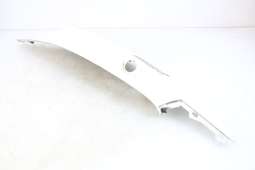 photo de FLANCO TRASERO DERECHO KYMCO X-TOWN XTOWN 125 (2016 - 2021) - Detalles de los puntos de fijación