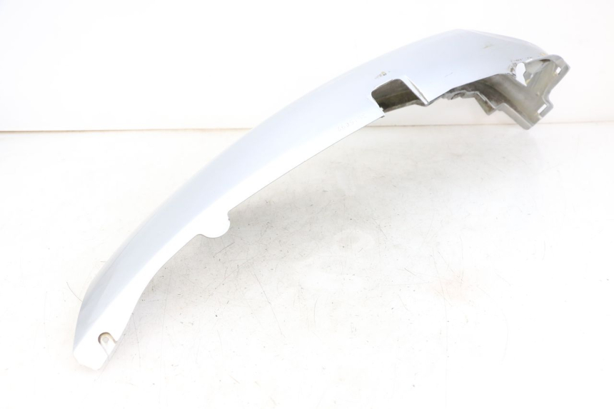 photo de CARENADO TRASERO DERECHA PIAGGIO X9 125 (2000 - 2003) - Primer plano técnico