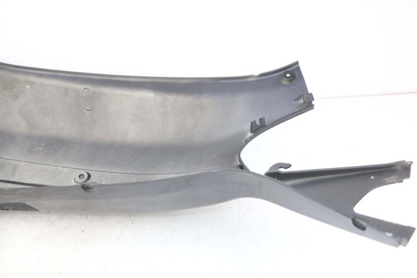 photo de FLANCO TRASERO DERECHO PIAGGIO XEVO - X EVO 125 (2007 - 2017) - Zoom estado de uso