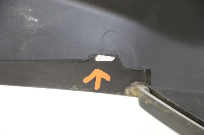 photo de FLANCO TRASERO DERECHO PIAGGIO XEVO - X EVO 125 (2007 - 2017) - Otra perspectiva