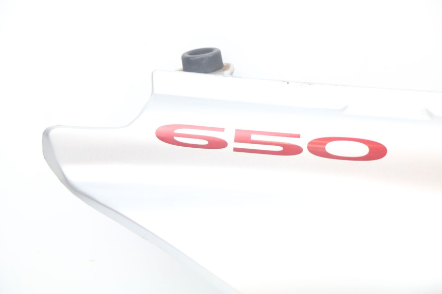 photo de FLANCO TRASERO DERECHO SUZUKI XF FREEWIND 650 (1997 - 2003) - Detalles de los puntos de fijación