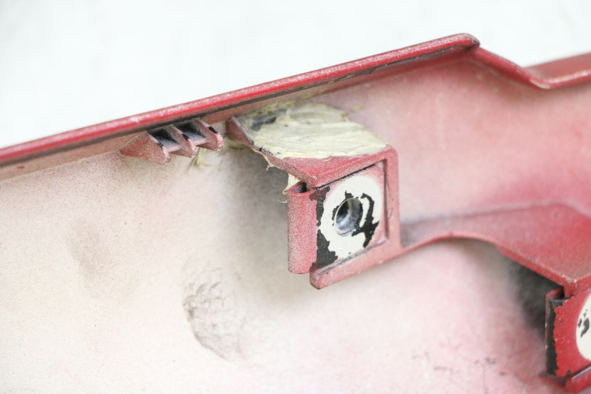 photo de CARENADO TRASERO DERECHA YAMAHA FZ1 FAZER 1000 (2007 - 2009) - Zoom estado de uso