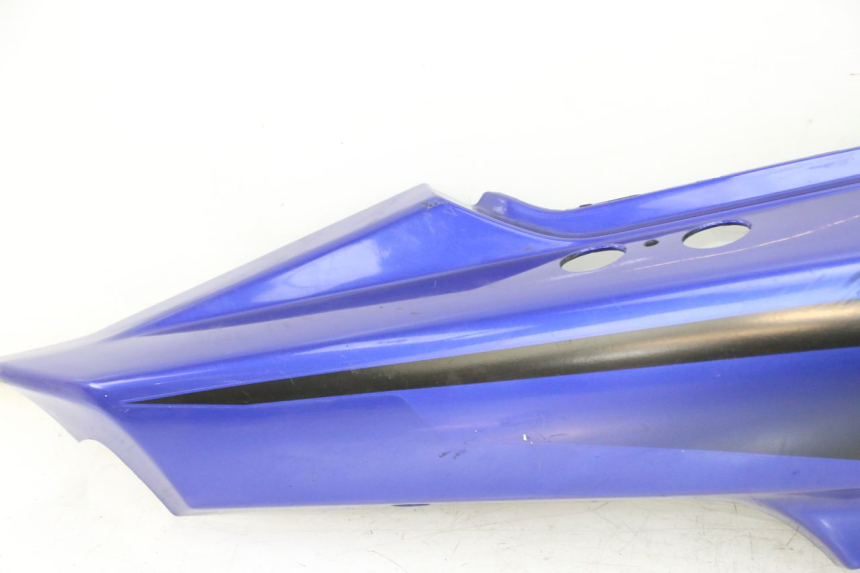 photo de CARENADO TRASERO DERECHA YAMAHA FZS FAZER 600 (2001 - 2003) - Estado de la superficie y material