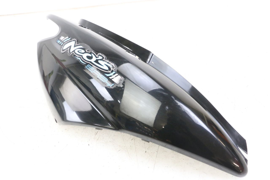 photo de CARENADO TRASERO DERECHA YAMAHA NEO'S NEOS 2T EASY 50 (2013 - 2016) - Primer plano técnico