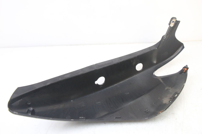 photo de FLANCO TRASERO DERECHO YAMAHA NEOS NEO'S 4T 50 (2008 - 2016) - Detalles de los puntos de fijación