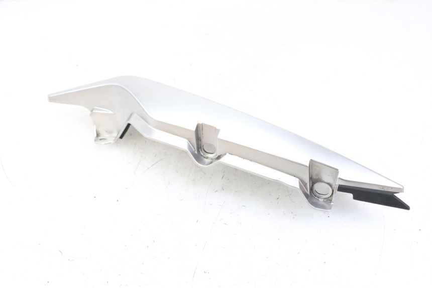 photo de CARENADO TRASERO DERECHA YAMAHA XJ6 600 (2008 - 2016) - Detalle de la pieza