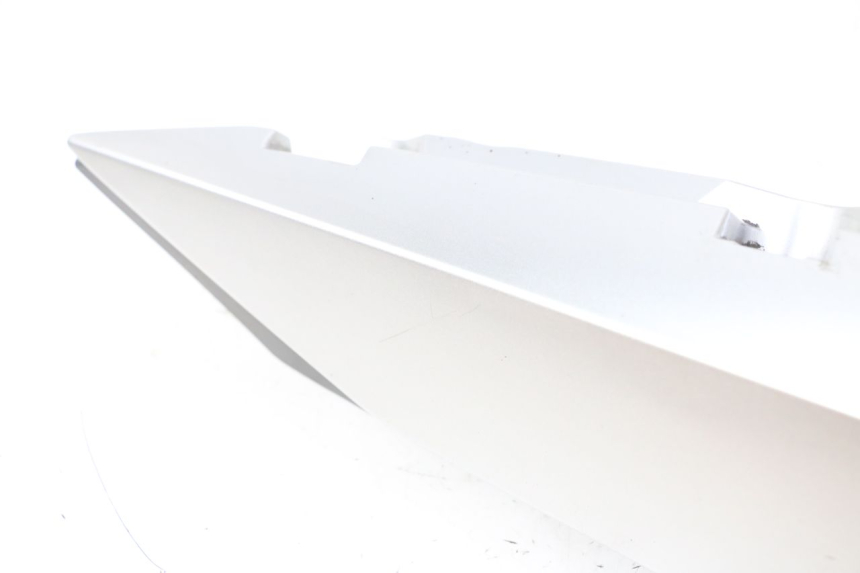 photo de CARENADO TRASERO DERECHA YAMAHA XJ6 600 (2008 - 2016) - Otra vista del artículo