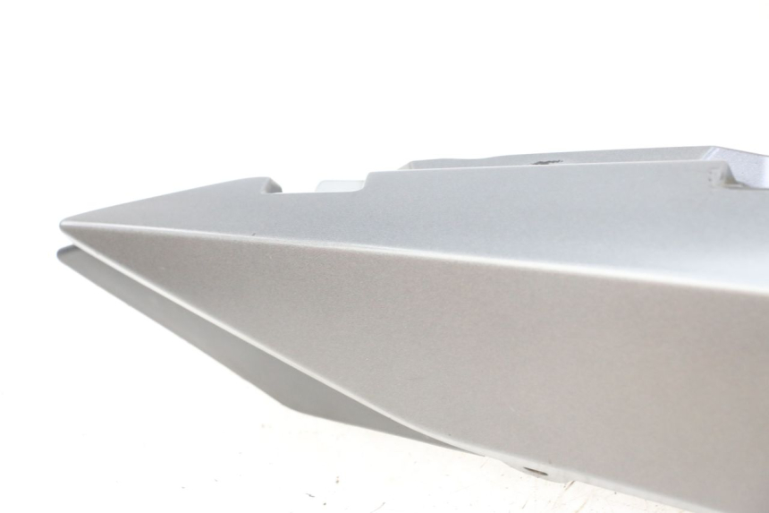 photo de CARENADO TRASERO DERECHA YAMAHA XJ6 ABS 600 (2008 - 2016) - Detalles de los puntos de fijación