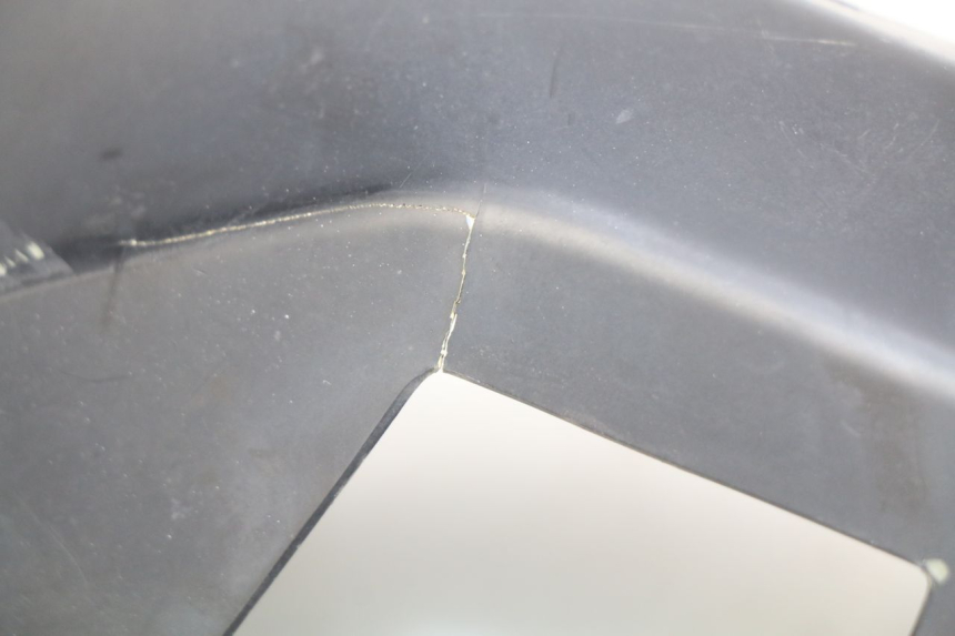 photo de FLANCO TRASERO DERECHO YAMASAKI YM T 125 (2015 - 2020) - Detalles de los puntos de fijación