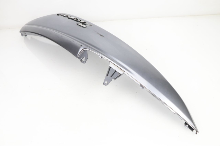 photo de CARENADO TRASERO DERECHA YAMAHA YP MAJESTY 400 (2004 - 2008) - Características distintivas