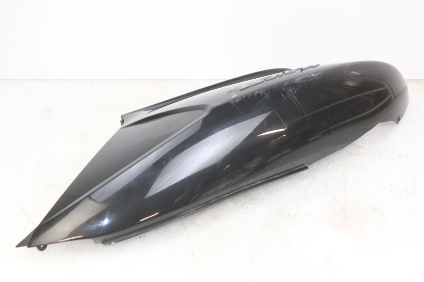 photo de FLANCO TRASERO DERECHO YAMAHA YP MAJESTY 125 (2007 - 2010) - Primer plano técnico