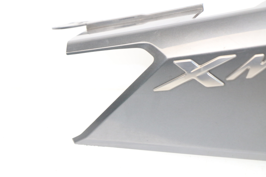 photo de CARENADO TRASERO DERECHA YAMAHA YP X-MAX XMAX 400 (2014 - 2017) - Detalle de la pieza