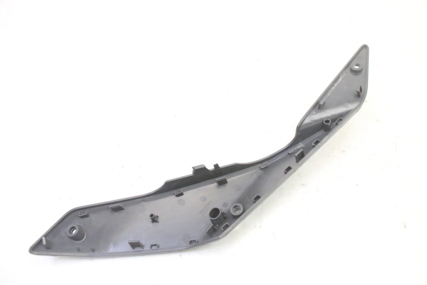 photo de CARENADO TRASERO DERECHA SEGWAY NINEBOT ZT3 PRO 1 - Detalles de los puntos de fijación