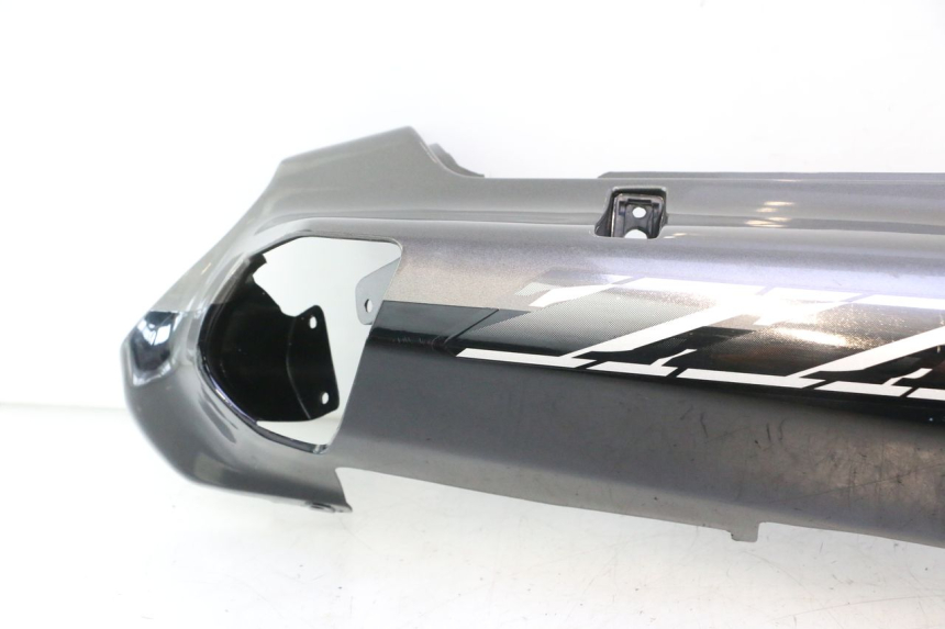 photo de CARENADO TRASERO DERECHA KAWASAKI ZZR 600 (1995 - 2004) - Detalle de la pieza