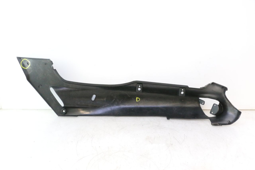 photo de CARENADO TRASERO DERECHA KAWASAKI ZZR 600 (1995 - 2004) - Marcados y referencias originales