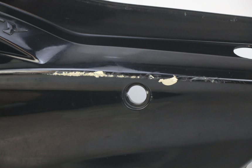 photo de FLANCO TRASERO IZQUIERDO KYMCO AGILITY 16+ 4T 50 (2018 - 2023) - Características distintivas