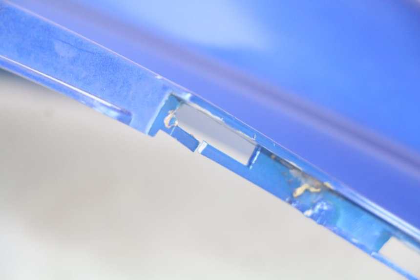 photo de FLANCO TRASERO IZQUIERDO KYMCO AGILITY 4T 50 (2005 - 2018) - Estado de la superficie y material