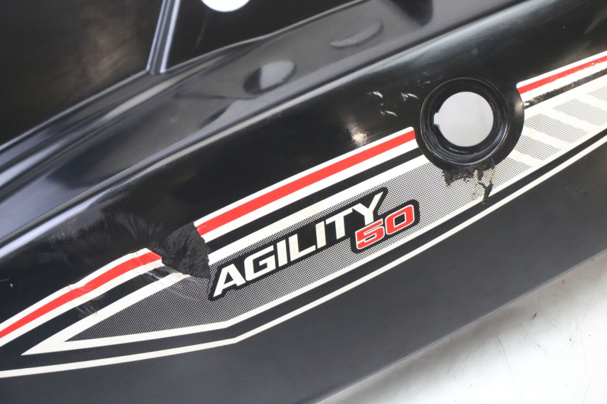 photo de FLANCO TRASERO IZQUIERDO KYMCO AGILITY 4T 50 (2005 - 2018) - Otra perspectiva