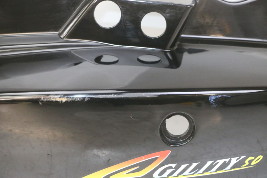 photo de FLANCO TRASERO IZQUIERDO KYMCO AGILITY 4T 50 (2005 - 2018) - Otra vista del artículo