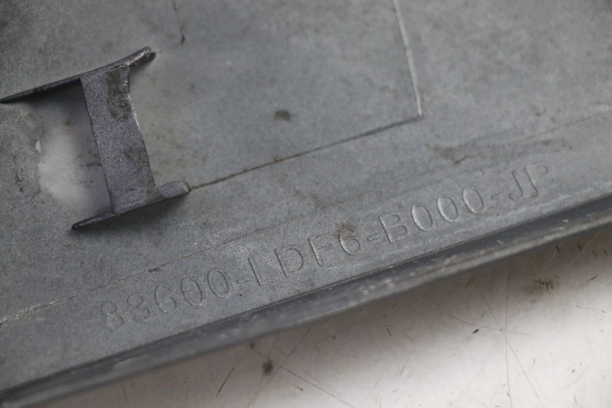 photo de FLANCO TRASERO IZQUIERDO KYMCO AGILITY 4T 50 (2018 - 2022) - Otra vista del artículo