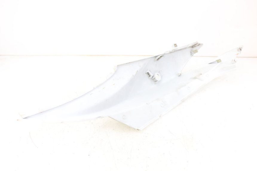 photo de CARENADO TRASERO IZQUIERDA KYMCO AGILITY RS 4T 50 (2009 - 2013) - Detalle de la pieza