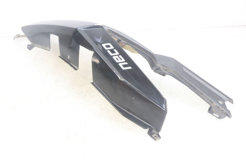 photo de FLANCO TRASERO IZQUIERDO NECO ALEXONE 125 (2017 - 2024) - Características distintivas