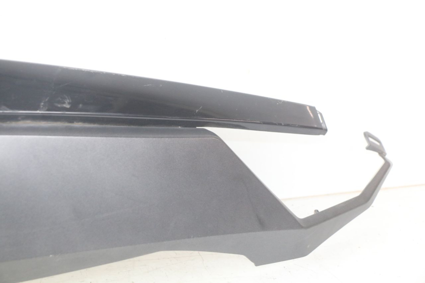 photo de FLANCO TRASERO IZQUIERDO NECO ALEXONE 125 (2017 - 2024) - Zoom sobre los componentes