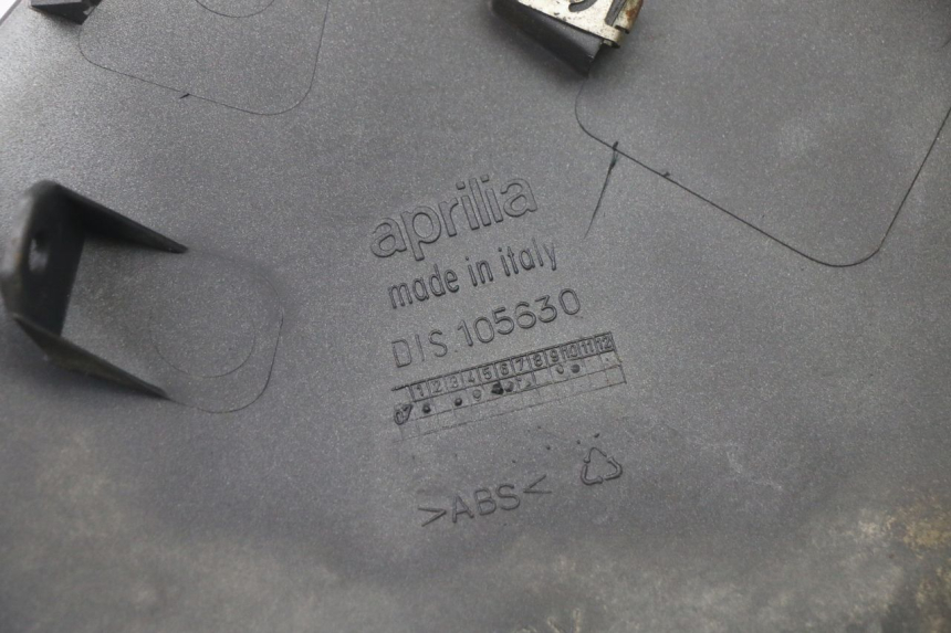 photo de CARENADO TRASERO IZQUIERDA APRILIA ATLANTIC 125 (2003 - 2009) - Estado de la superficie y material