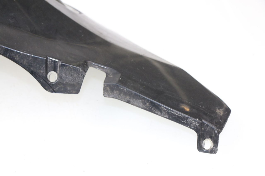 photo de FLANCO TRASERO IZQUIERDO JONWAY AZTRAL 125 (2008 - 2017) - Características distintivas