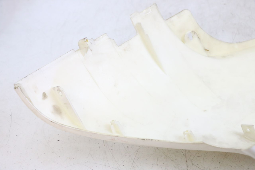 photo de FLANCO TRASERO IZQUIERDO JONWAY AZTRAL 125 (2008 - 2017) - Detalles de los puntos de fijación