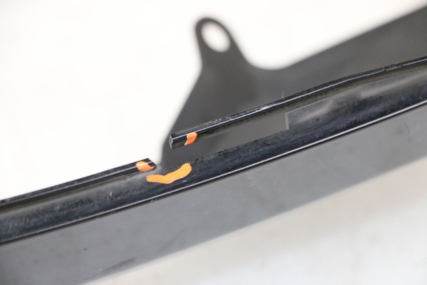 photo de CARENADO TRASERO IZQUIERDA SUZUKI BURGMAN 125 (2007 - 2014) - Otra perspectiva