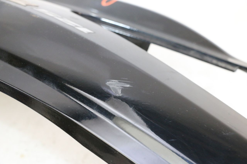 photo de CARENADO TRASERO IZQUIERDA SUZUKI BURGMAN 125 (2007 - 2014) - Marcados y referencias originales