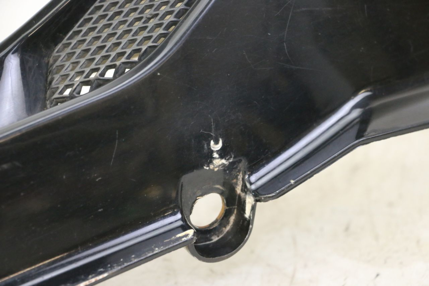 photo de FLANCO TRASERO IZQUIERDO ORCAL CAVARO 4T 50 (2019 - 2023) - Detalles de los puntos de fijación