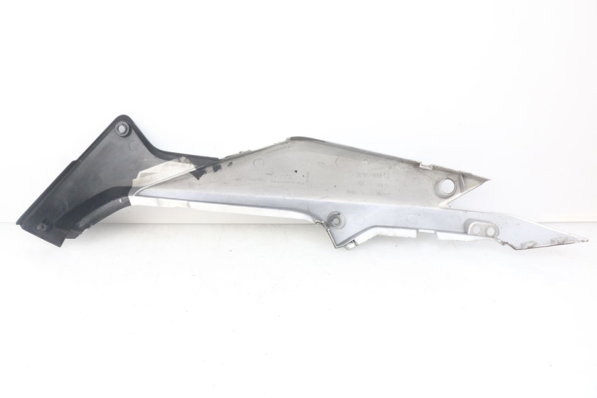 photo de CARENADO TRASERO IZQUIERDA HONDA CBR R 125 (2003 - 2006) - Zoom estado de uso