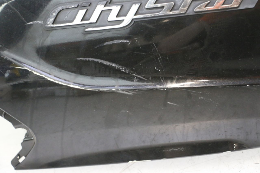 photo de CARENADO TRASERO IZQUIERDA PEUGEOT CITYSTAR 2T 50 (2018 - 2021) - Primer plano técnico
