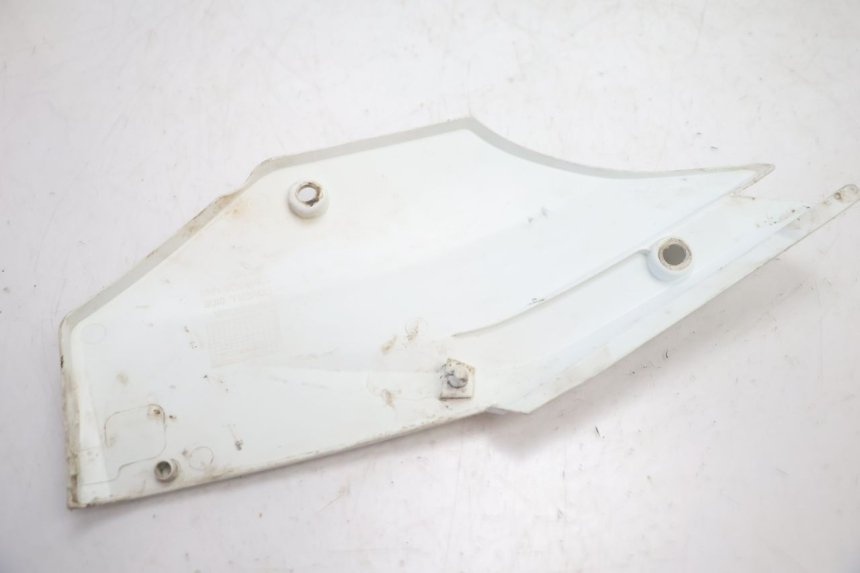 photo de CARENADO TRASERO IZQUIERDA HONDA CRF CR-F 125 (2020 - 2021) - Detalles de los puntos de fijación