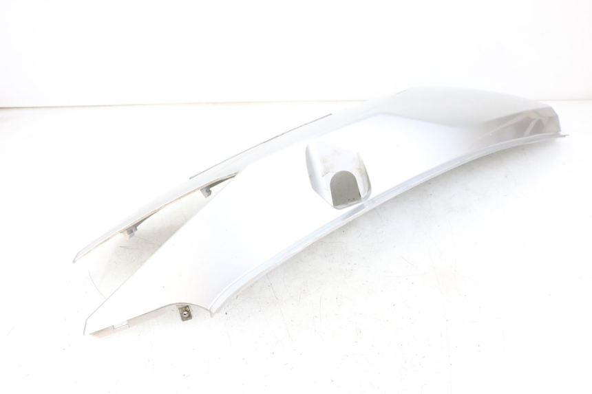 photo de CARENADO TRASERO IZQUIERDA KYMCO DINK STREET 125 (2009 - 2014) - Primer plano técnico