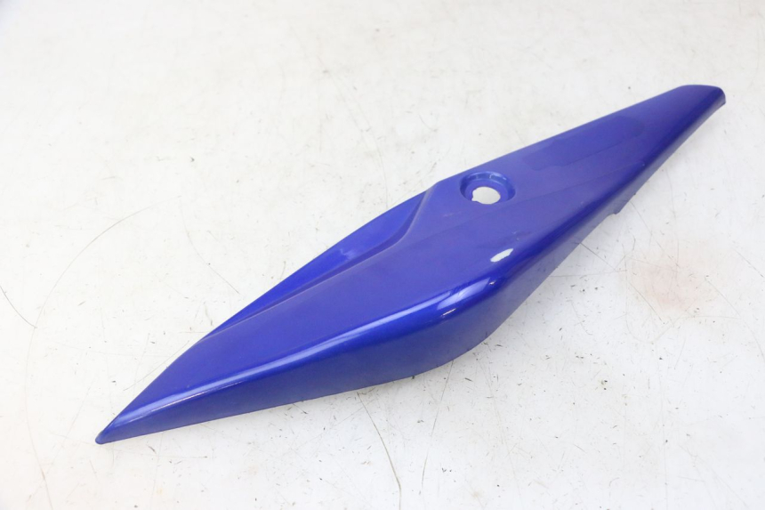 photo de CARENADO TRASERO IZQUIERDA STAHO FH 50 (2018 - 2019) - Detalles de los puntos de fijación