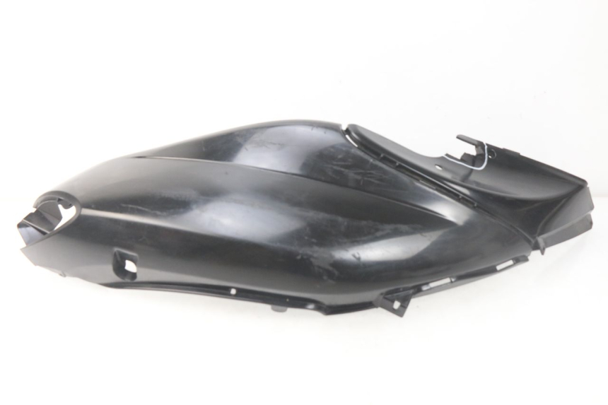 photo de CARENADO TRASERO IZQUIERDA PIAGGIO FLY 2T 50 (2004 - 2017) - Zoom estado de uso