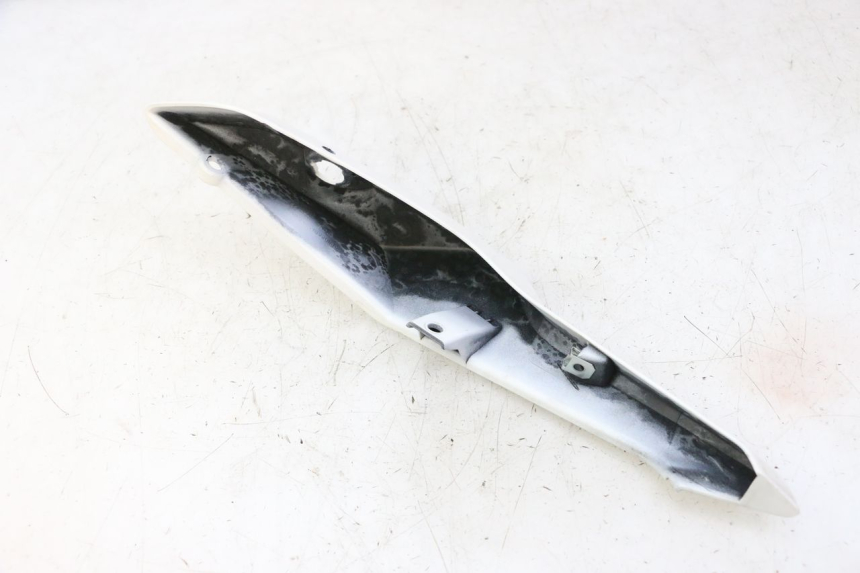 photo de CARENADO TRASERO IZQUIERDA BMW G310 R 310 (2016 - 2020) - Otra perspectiva