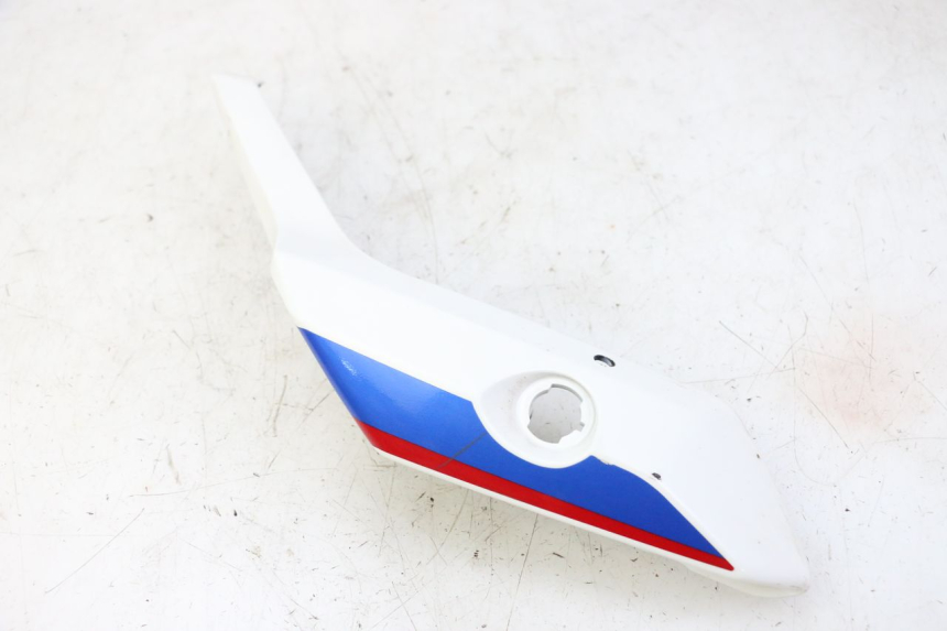 photo de CARENADO TRASERO IZQUIERDA BMW G310 R 310 (2016 - 2020) - Detalles de los puntos de fijación