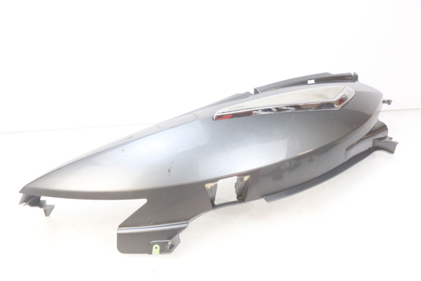 photo de FLANCO TRASERO IZQUIERDO PEUGEOT GEOPOLIS 400 (2007 - 2013) - Primer plano técnico