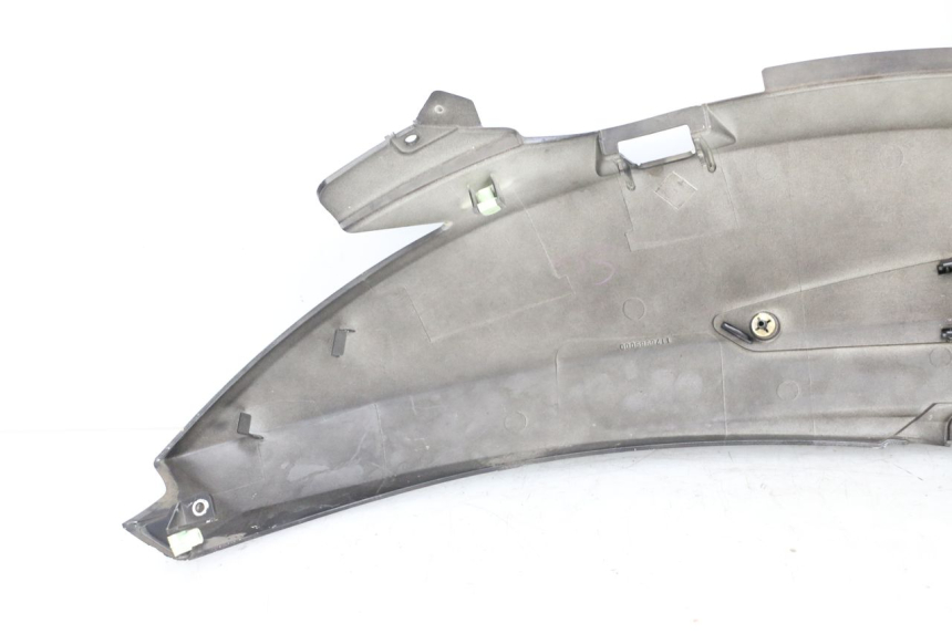 photo de CARENADO TRASERO IZQUIERDA PEUGEOT GEOPOLIS RS 125 (2007 - 2009) - Otra perspectiva